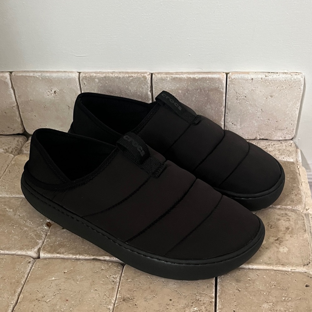 CROCS Men's Black Quilted Slip-On Loafers